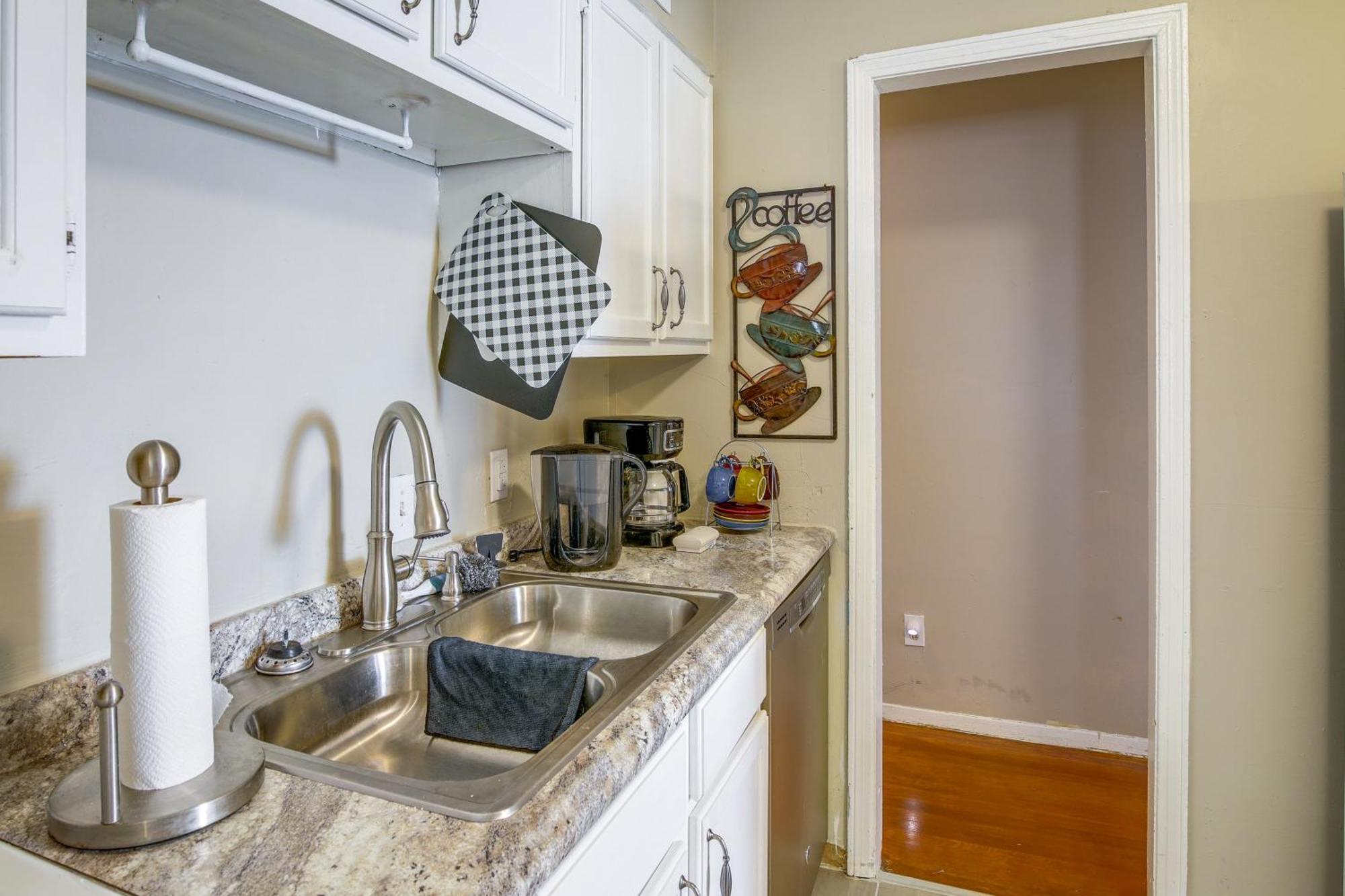 Cozy Memphis Vacation Rental Near Beale Street! Bagian luar foto